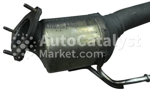Катализатор от Porsche 7L5254450J