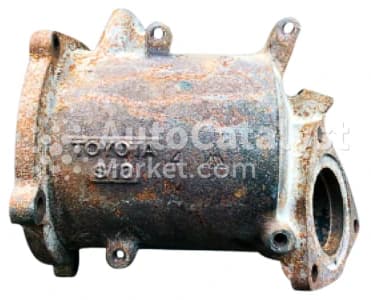 Катализатор от Toyota S10 №1
