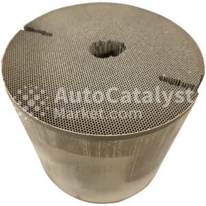 Катализатор от Infiniti None ref / Infiniti FX37