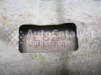 Катализатор от Mazda L820 (Bottom)