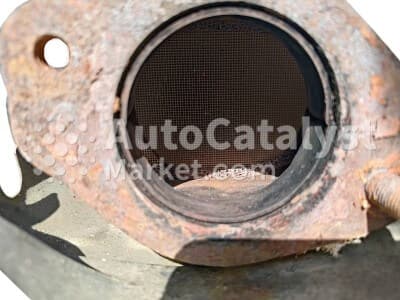 Катализатор от Nissan Y1 №6