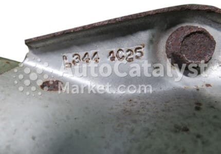 Катализатор от Mazda L344