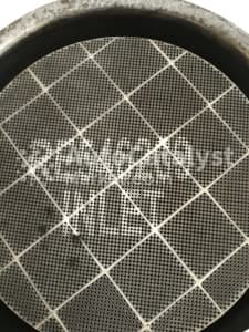 Катализатор от John Deere RE567689