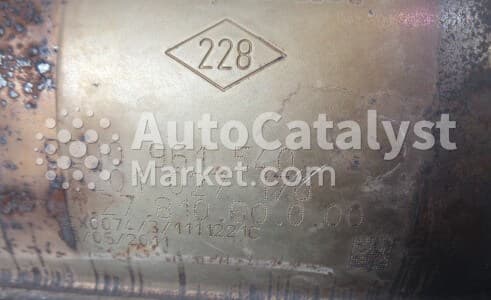 Катализатор от Renault 8200961540 / H8201027170
