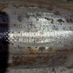 Катализатор от Audi, Skoda, Volkswagen 4B0131701BA / 4D0178M