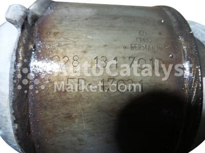 Катализатор от Audi, Volkswagen 028131701Q