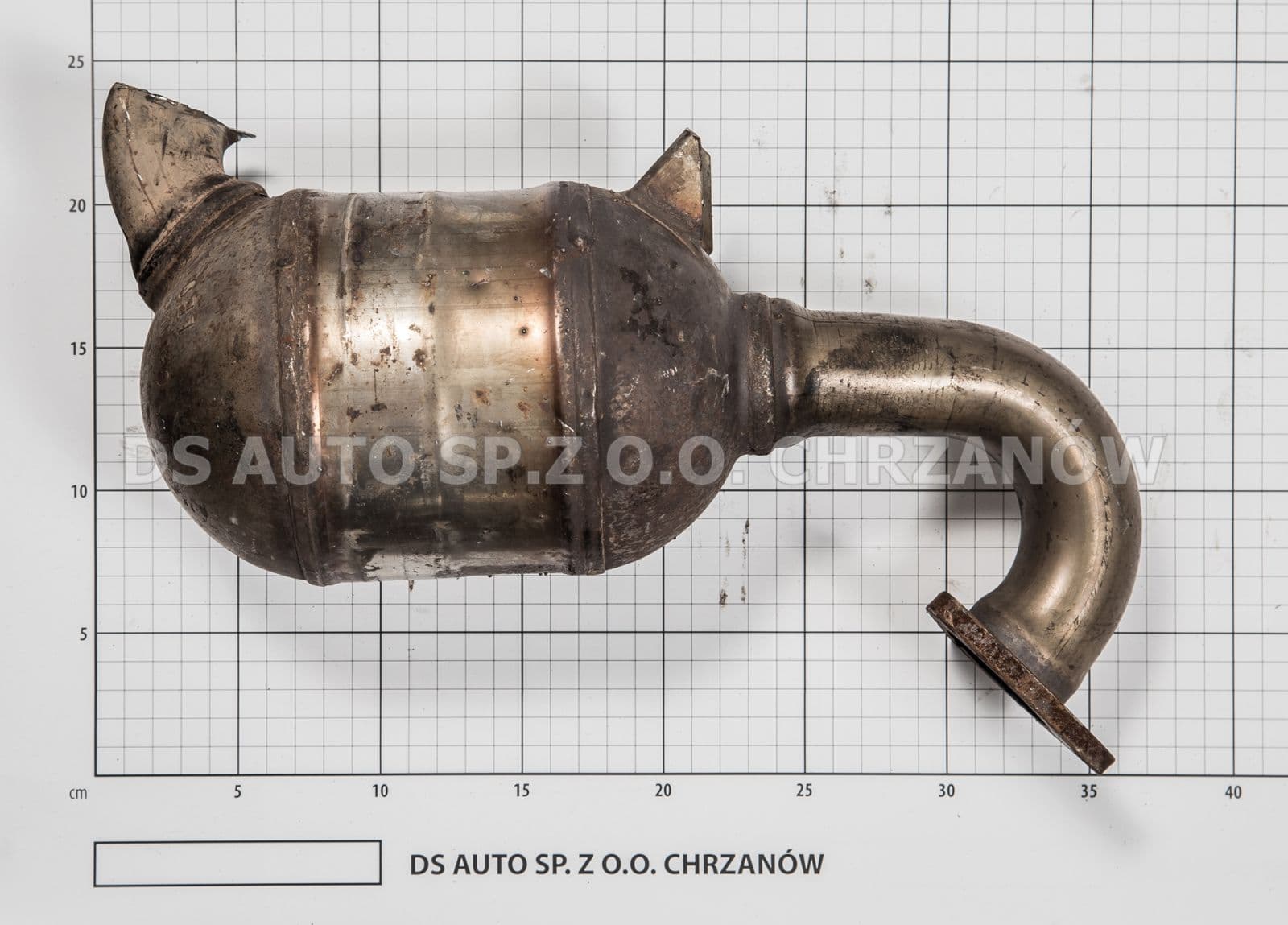 Катализатор от VOLKSWAGEN/AUDI/SKODA 6E0131690/6E0178AA