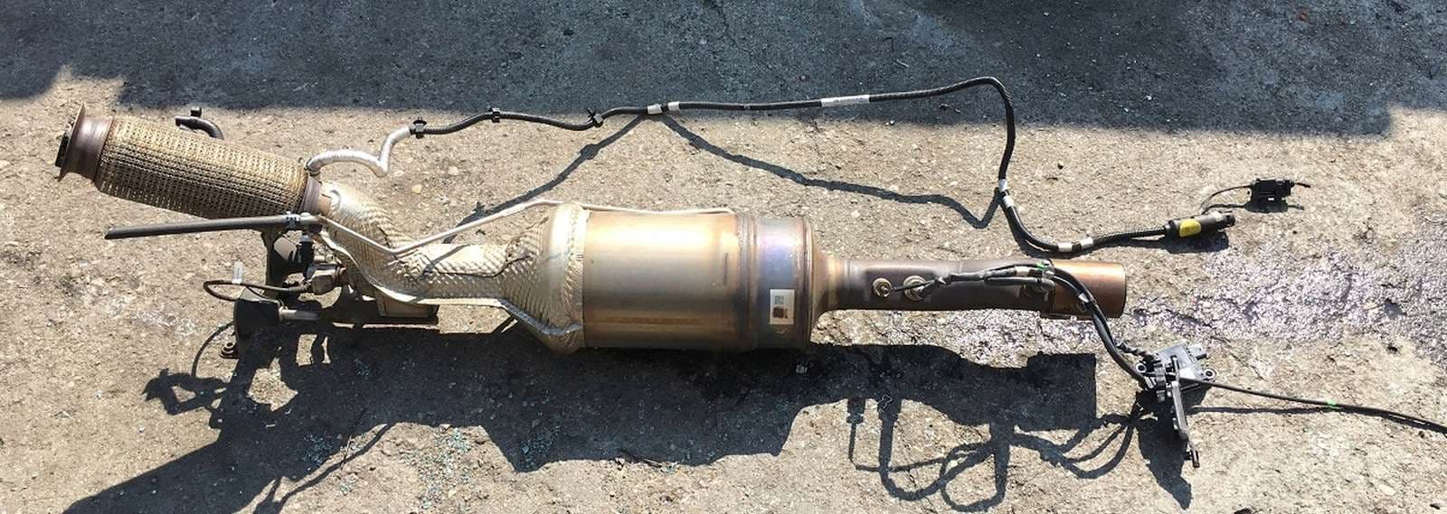 Катализатор от VOLKSWAGEN/AUDI/SKODA 7E0131723/7E0214BA