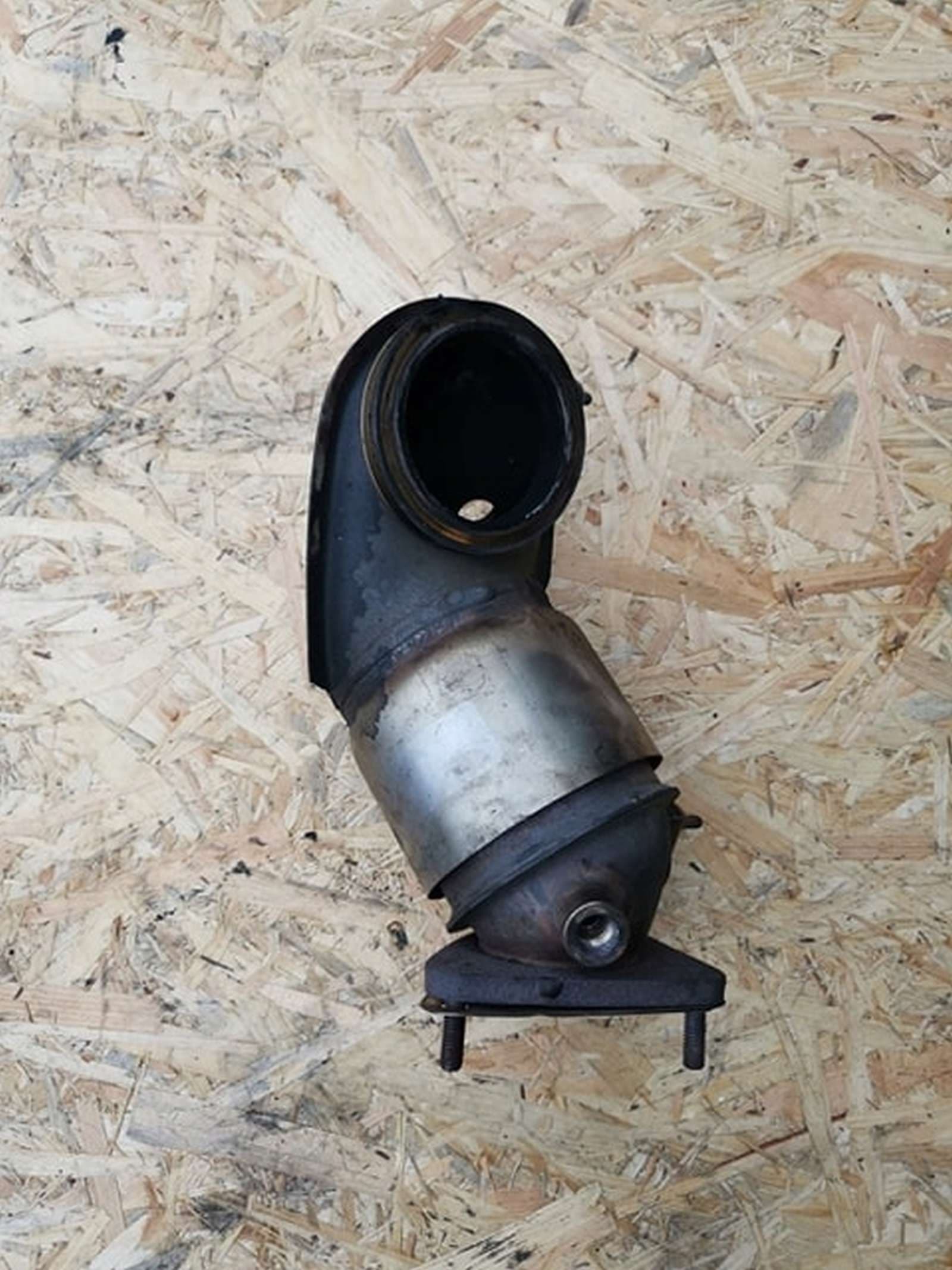 Катализатор от OPEL 5210865/2229088001/METAL