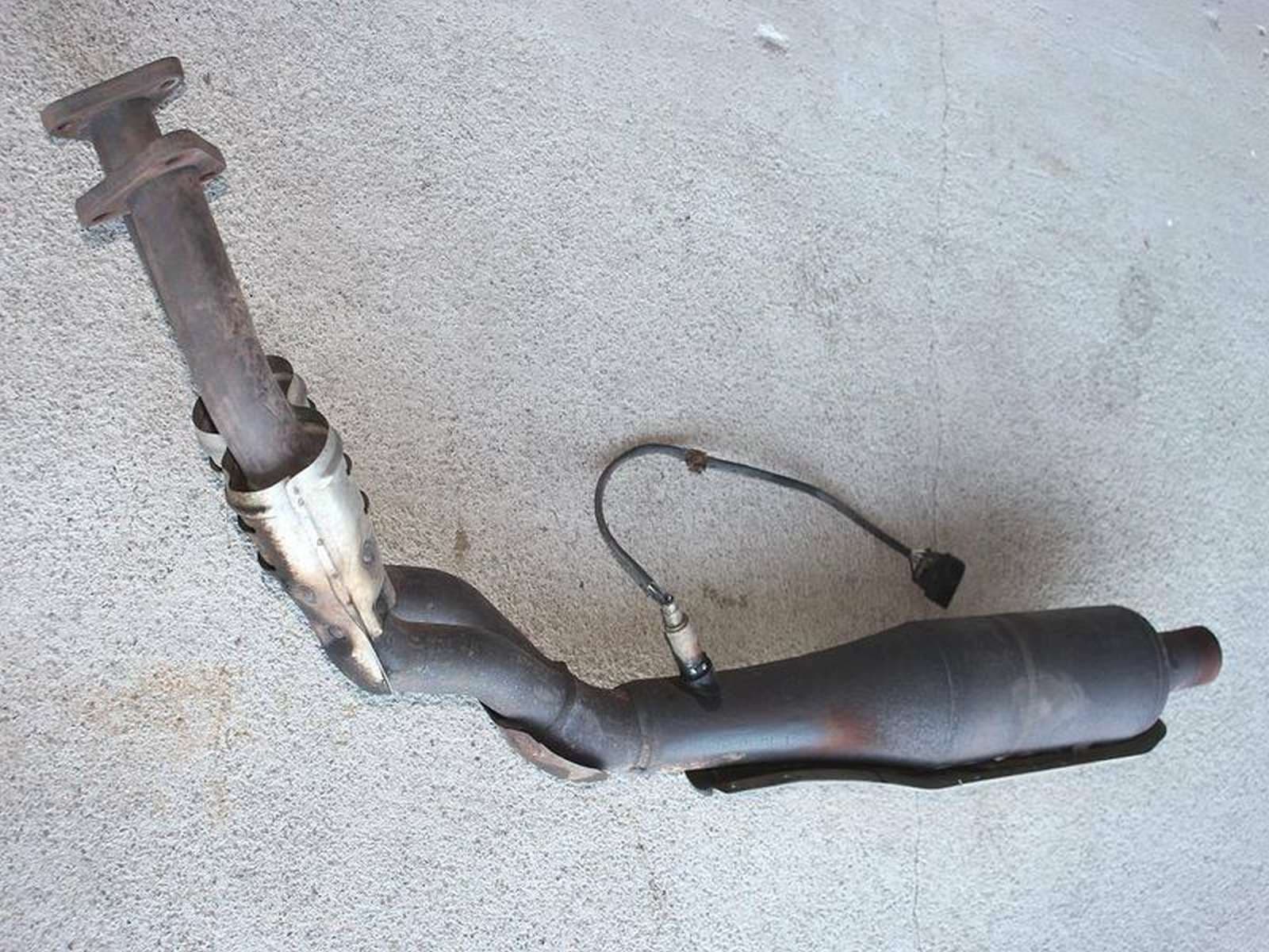 Катализатор от VOLKSWAGEN/AUDI/SKODA/SEAT 1H0131701Q/METAL/ICP