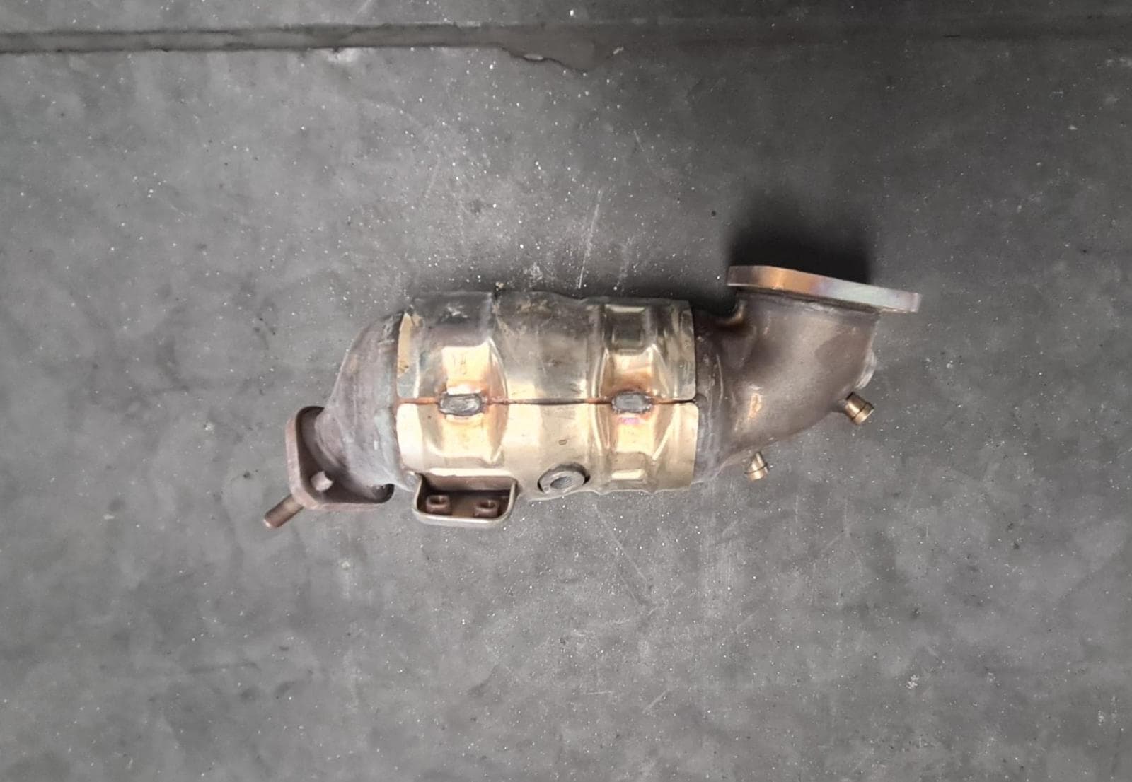 Катализатор от KIA/HYUNDAI 2C270/CERAMIKA