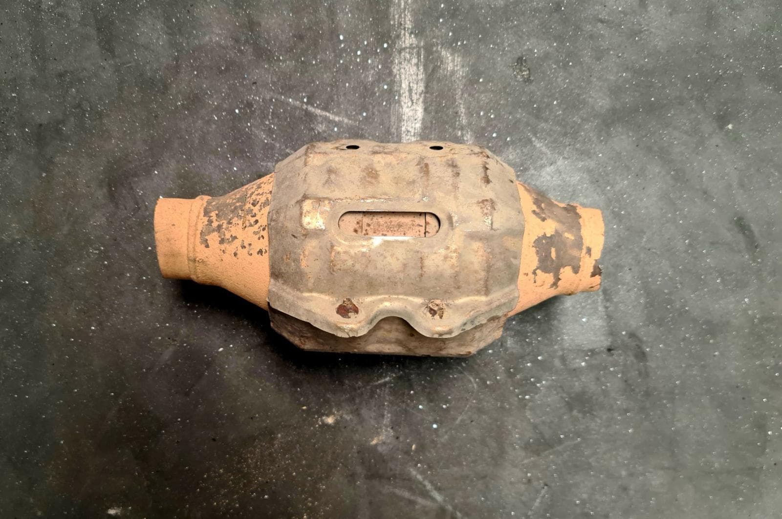 Катализатор от TOYOTA X24/CERAMIKA