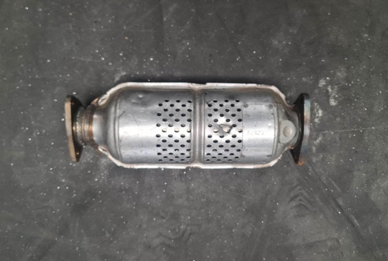 Катализатор от ZZZ KA268/103R-000173/WALKER/CERAMIKA/XRF