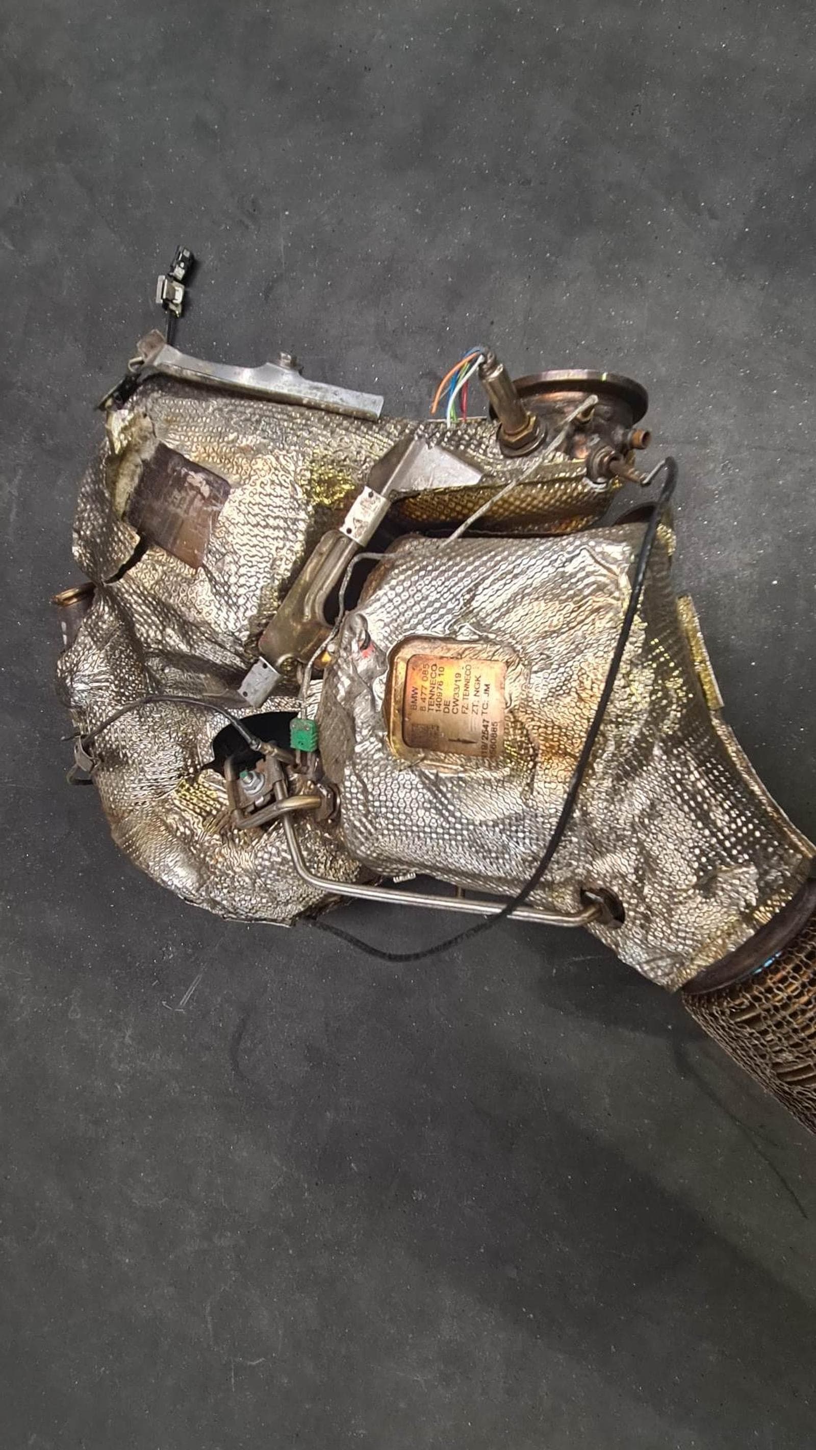 Катализатор от BMW 8477081/14097610/82560928/8477085/14097610/82560885/DPF+CERAMIKA/ICP