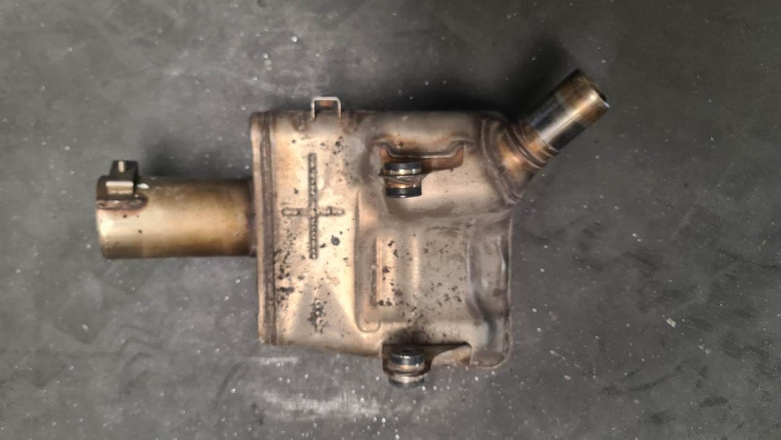 Катализатор от SUZUKI 04K3/METAL/XRF