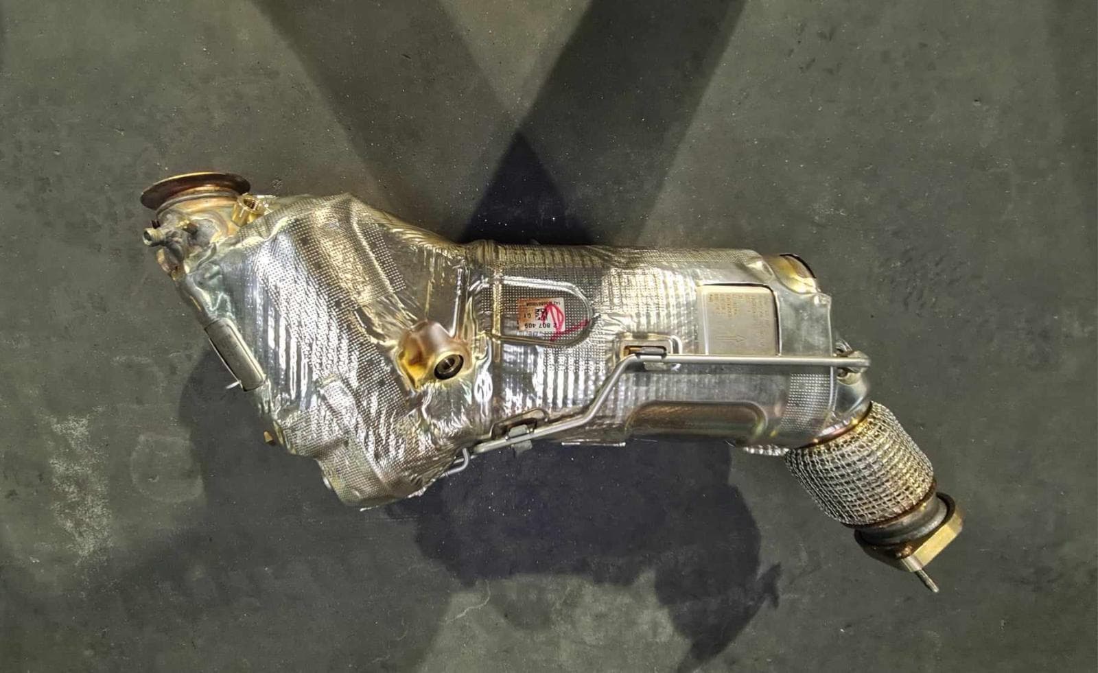 Катализатор от BMW 2807067/104324-21/280740901/2807069/2807070/1421036601000A/CERAMIKA+DPF/XRF