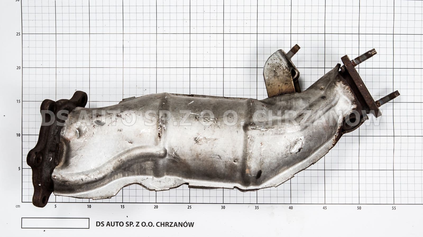 Катализатор от NISSAN NISSAN W AL. OBUDOWIE 2 SZTUKI MALE OKR/SZTUKA