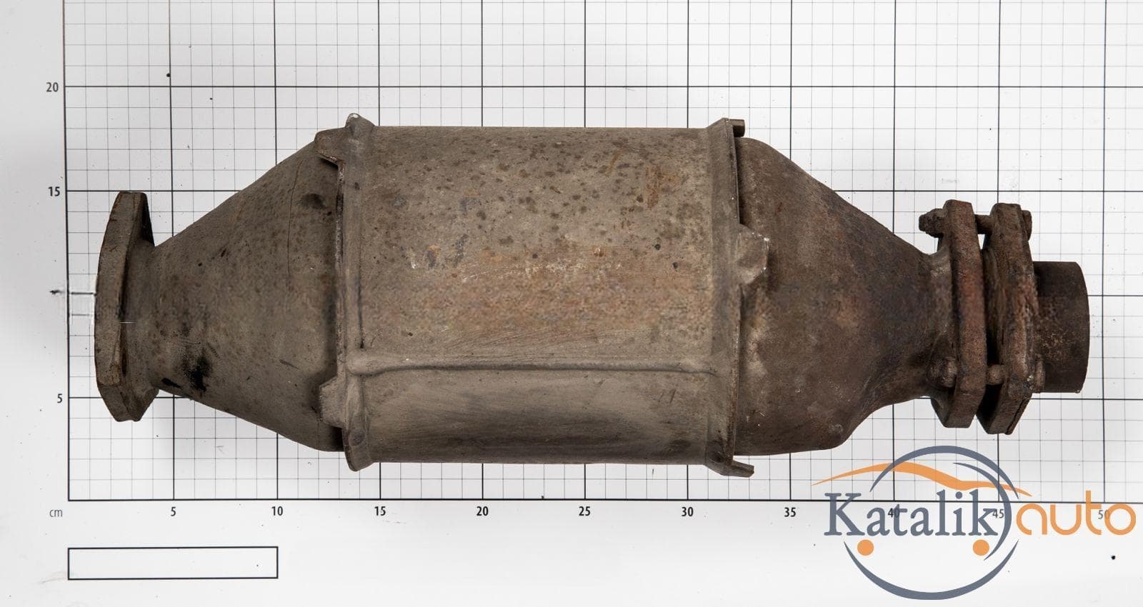 Катализатор от VOLKSWAGEN/AUDI/SKODA 4A0178G/DD5533003