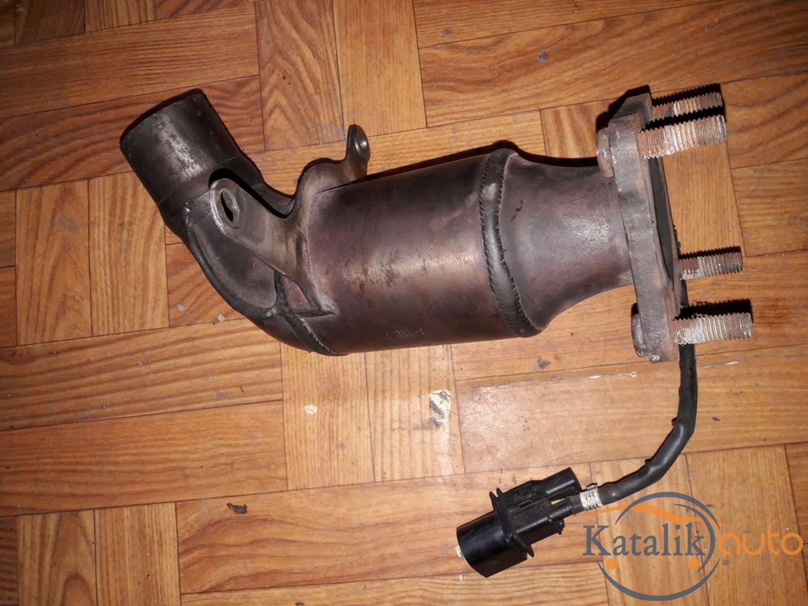 Катализатор от VOLKSWAGEN/AUDI/SKODA/SEAT D-1J0AP/METAL/XRF