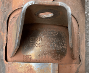 Катализатор от Ford EB3G-5H270-AJ EB3G-5F297-AG