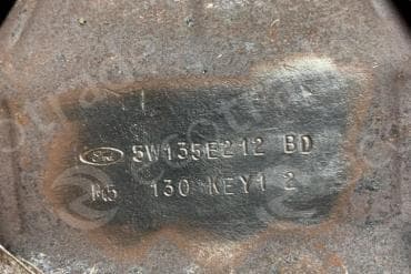 Катализатор от Ford 5W13 5E212 BD