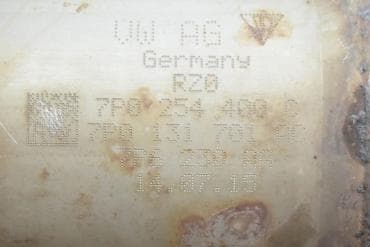 Катализатор от Audi - Porsche - Volkswagen 7P0254400C 7P0131701AC 7P6230AA