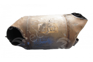 Катализатор от Renault 8200942643 H8201031023 №1