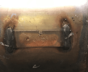 Катализатор от Toyota 0V240 №3