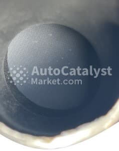 Катализатор от Audi, Volkswagen, Porsche 7P0131701E