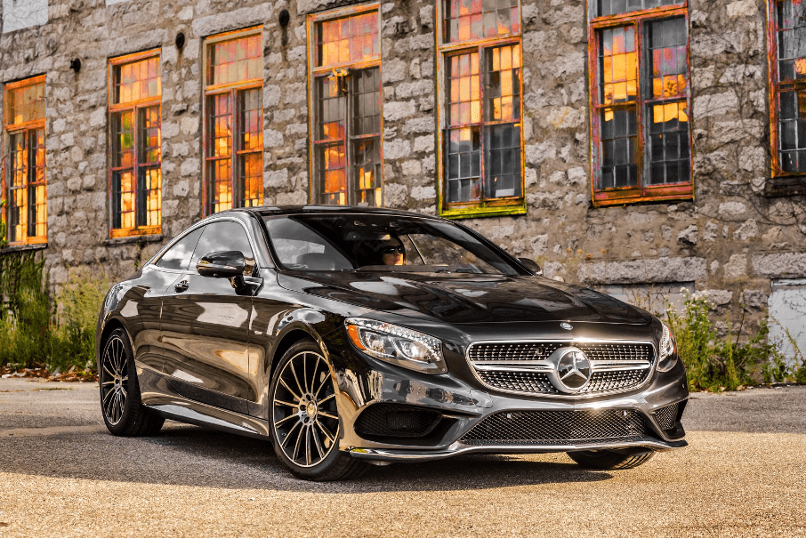 Фото статьи о Mercedes-Benz продает завод в Подмосковье "Автодому"