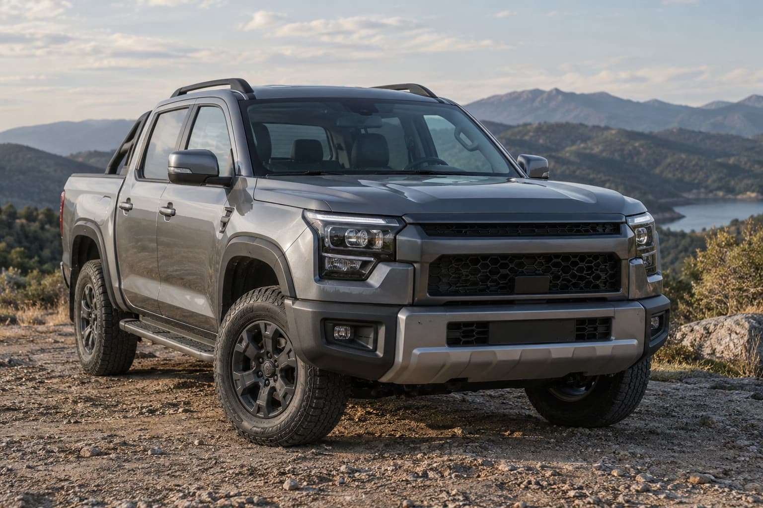 Фото статьи о Nissan Frontier Pro за 899 900 песо и Navara Pro на 408 сил: почему один пикап получил разную начинку