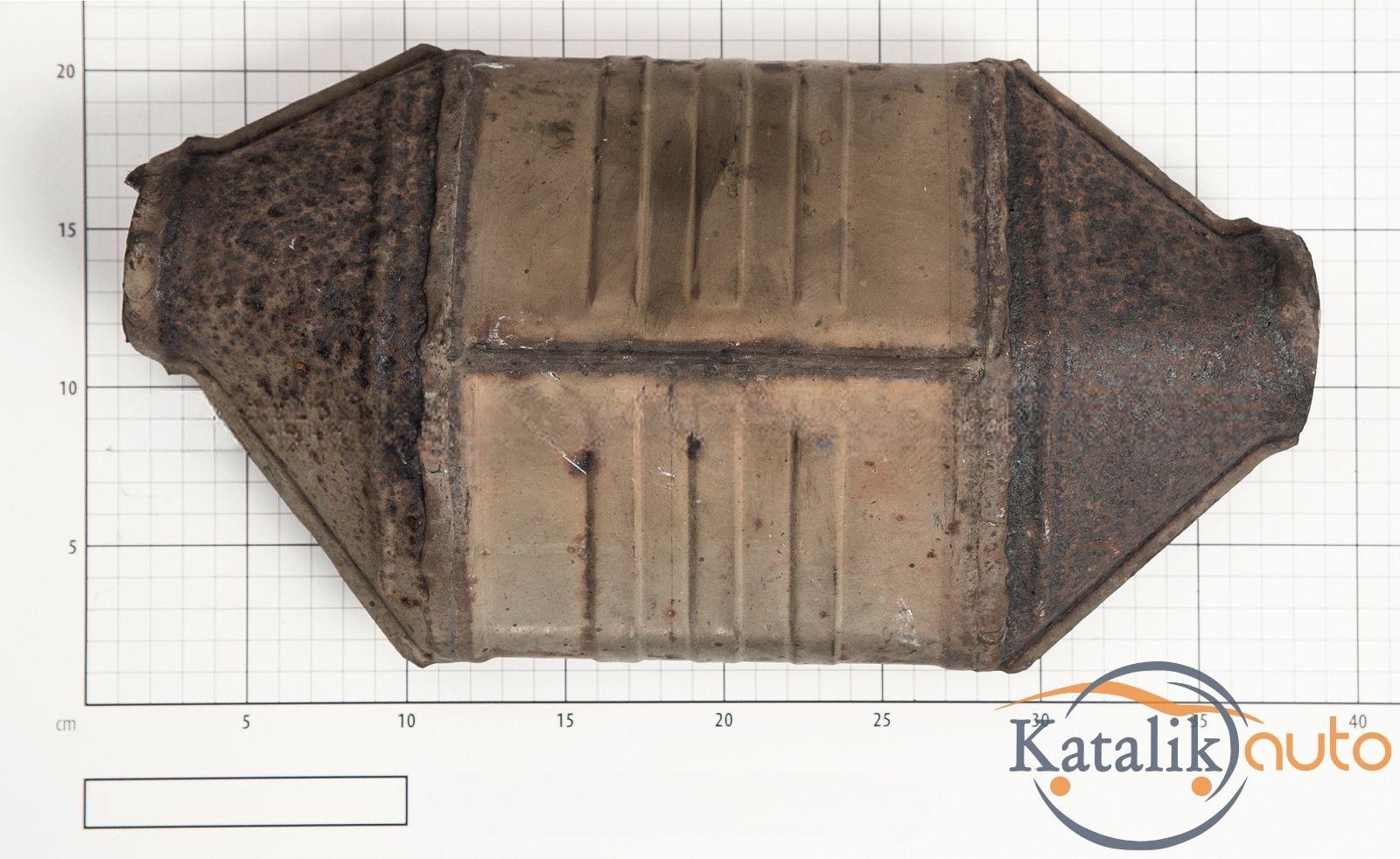 Катализатор от VOLKSWAGEN/AUDI/SKODA 4D0131701DJ/4D0178AK