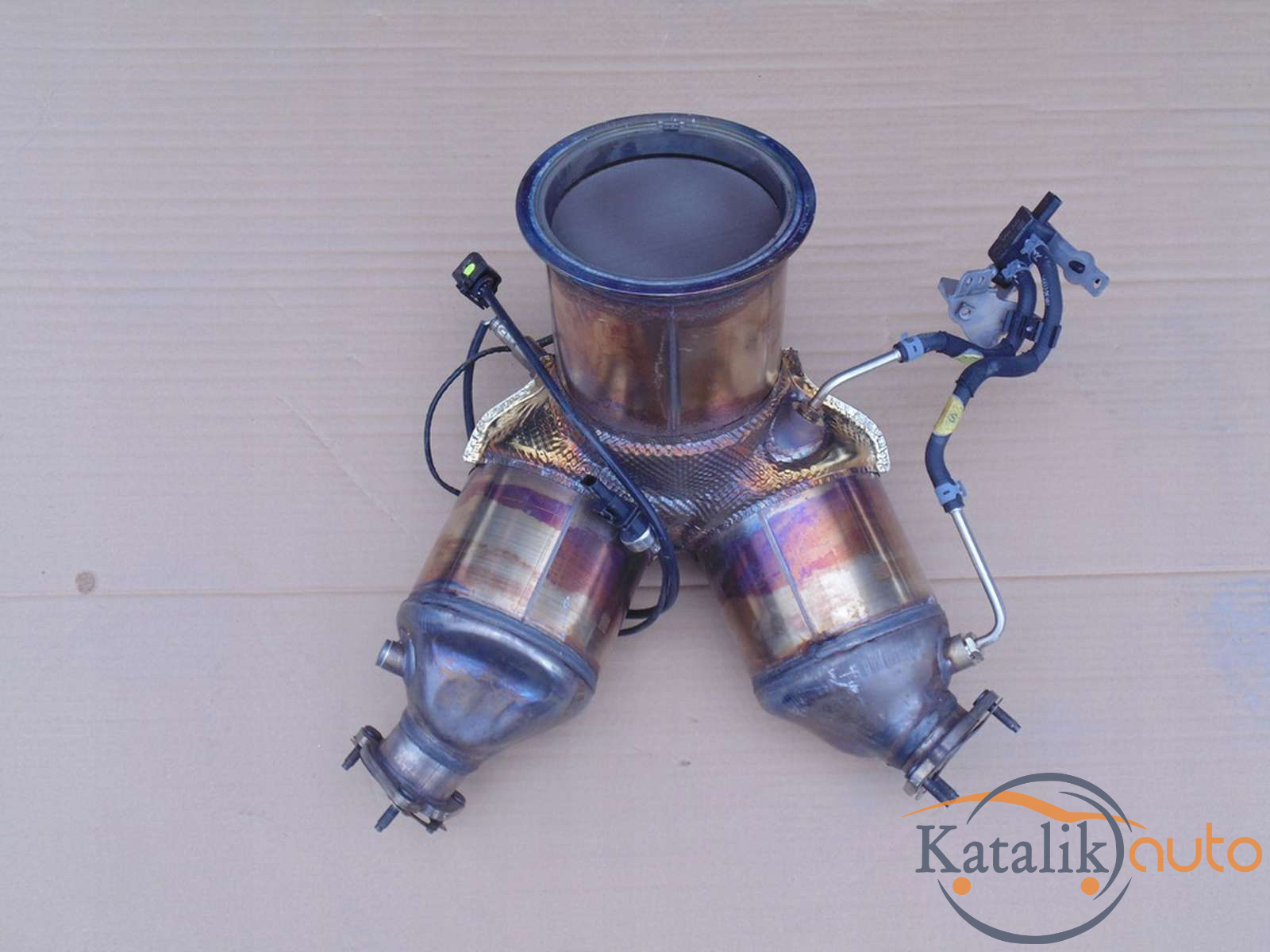 Катализатор от VOLKSWAGEN/AUDI/SKODA/SEAT 4N0131765/4N0181AA/8-07588.01/4N0131765/4N0181AA/8-07588.01/95B.131.703H/95B178C/8-0802201/CERAMIKA/XRF