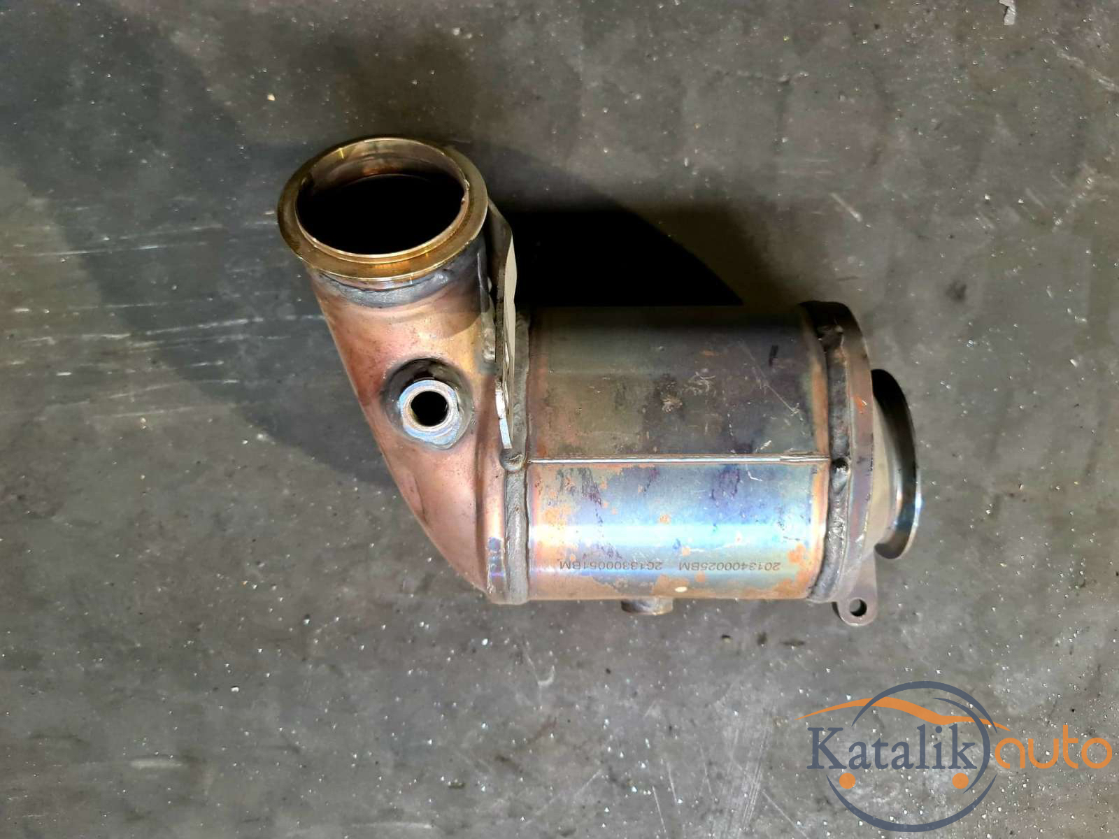 Катализатор от BMW 4A090E301/020-8611.37/GERMANY