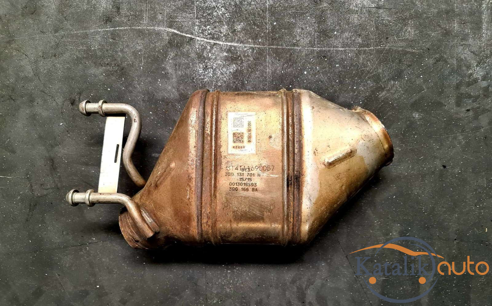 Катализатор от VOLKSWAGEN/AUDI/SKODA/SEAT 3Q0131701H/3Q0166BA/METAL